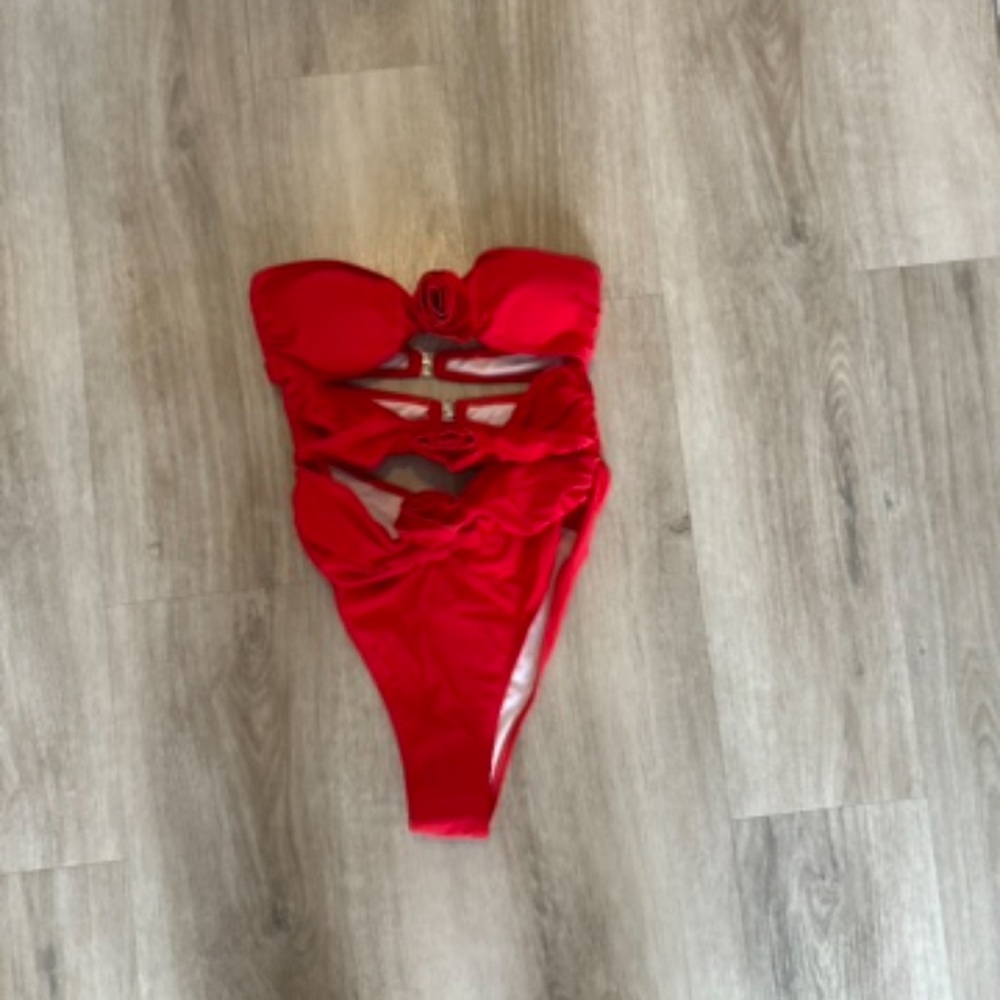 Rose swimsuit